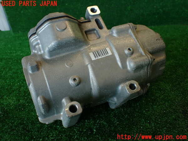 2UPJ-33456025]レクサス・IS300h(AVE30)エアコンコンプレッサー 中古_m0002.jpg