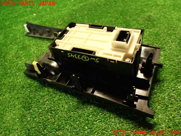 2UPJ-33456307]レクサス・IS300h(AVE30)スイッチ2 (VSC OFF、EV MODE、SNOW、走行モード切替) 中古_m0002.jpg