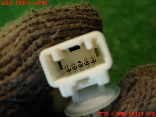 2UPJ-33456850]レクサス・IS300h(AVE30)空気清浄機 中古_m0003.jpg