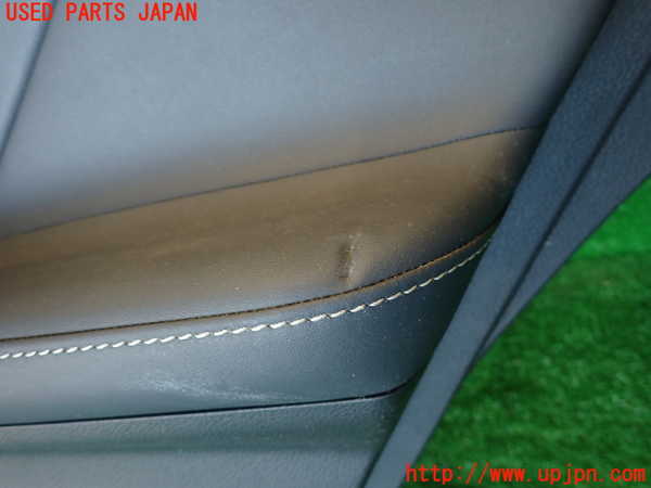 2UPJ-33451294]レクサス・IS300h(AVE30)右後ドア内張り 中古_m0002.jpg