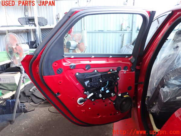 2UPJ-33461320]ジャガー・XF(JB2GA)左後ドア 中古 PILKINGTON M3240 43R-011582_m0004.jpg
