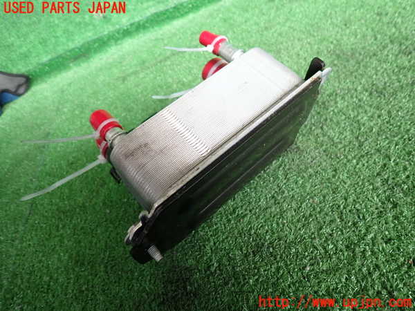 2UPJ-33462481]ジャガー・XF(JB2GA)オイルクーラー1 中古_m0002.jpg