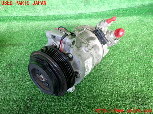 2UPJ-33466025]ジャガー・XF(JB2GA)エアコンコンプレッサー 中古_m0001.jpg