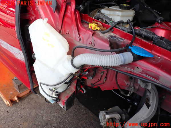 2UPJ-33466791]ジャガー・XF(JB2GA)ウォッシャータンク1 中古_m0001.jpg