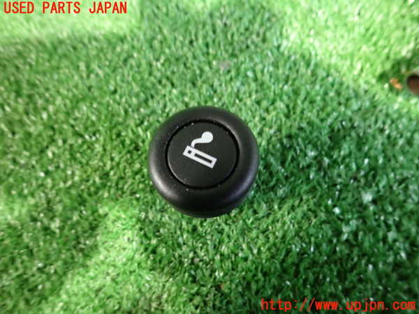 2UPJ-33467815]ジャガー・XF(JB2GA)シガライター 中古_m0001.jpg