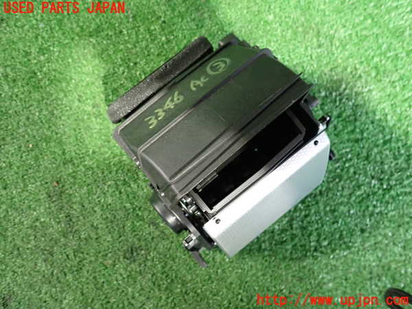 2UPJ-33467528]ジャガー・XF(JB2GA)エアコン吹き出し口3 中古_m0002.jpg