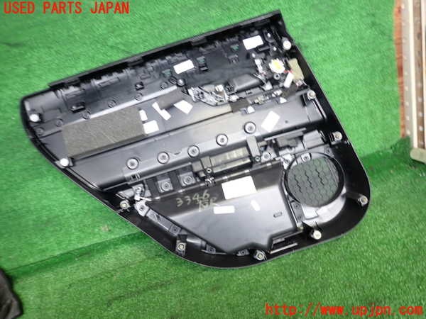2UPJ-33461294]ジャガー・XF(JB2GA)右後ドア内張り 中古_m0003.jpg