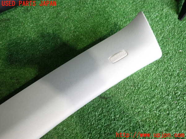 2UPJ-33467660]ジャガー・XF(JB2GA)左フロントピラートリム 中古_m0002.jpg