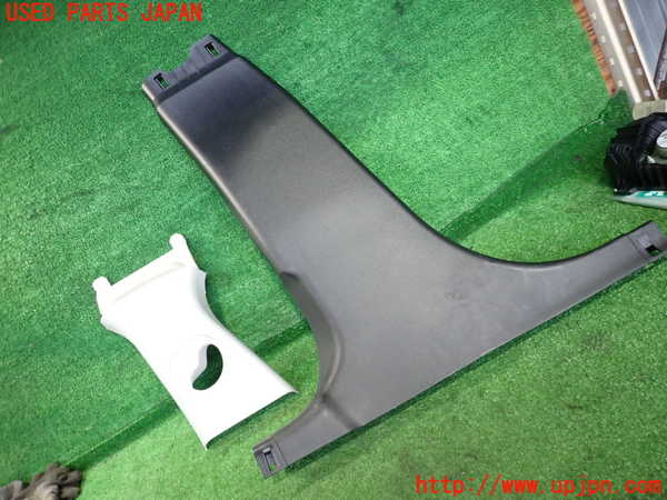 2UPJ-33467670]ジャガー・XF(JB2GA)左センターピラートリム 中古_m0001.jpg