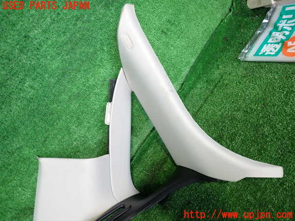 2UPJ-33467680]ジャガー・XF(JB2GA)左リアピラートリム 中古_m0002.jpg