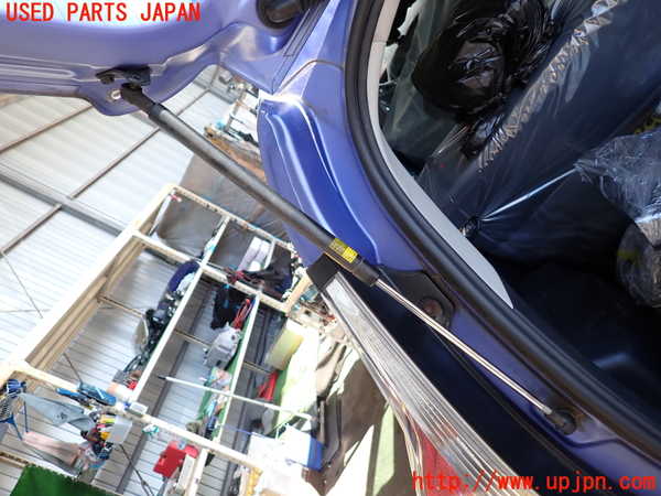 2UPJ-33471584]アクア(AQUA)(NHP10)リアゲートダンパー 中古_m0002.jpg