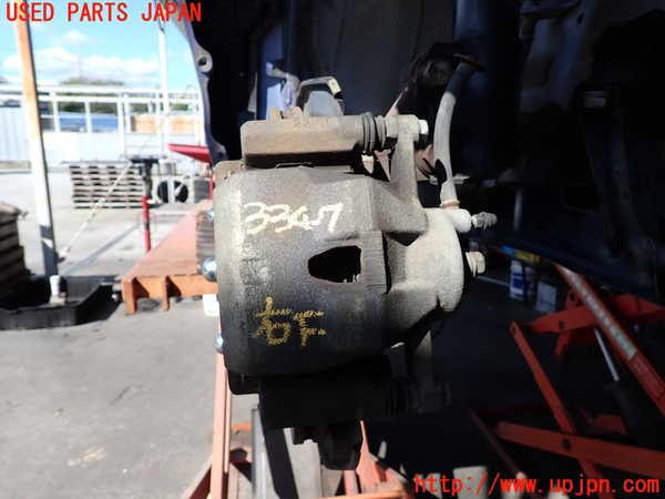 2UPJ-33474080]アクア(AQUA)(NHP10)右フロントキャリパー 中古_m0001.jpg