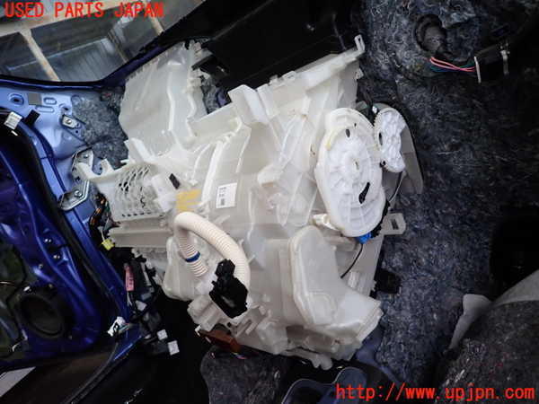 2UPJ-33476081]アクア(AQUA)(NHP10)エバポレーター1 中古_m0002.jpg