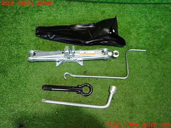 2UPJ-33477805]アクア(AQUA)(NHP10)車載工具 中古_m0001.jpg