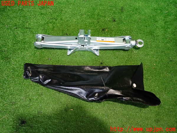 2UPJ-33477805]アクア(AQUA)(NHP10)車載工具 中古_m0002.jpg