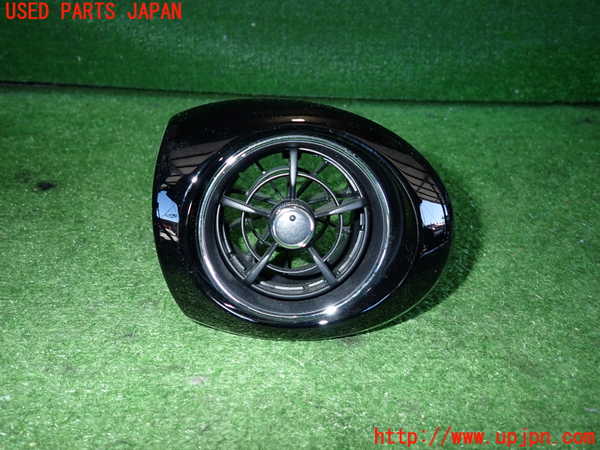 2UPJ-33477527]アクア(AQUA)(NHP10)エアコン吹き出し口2 中古_m0001.jpg