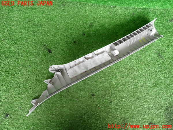 2UPJ-33477655]アクア(AQUA)(NHP10)右フロントピラートリム 中古_m0002.jpg