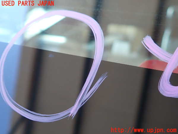 2UPJ-33481195]アクア(AQUA)(NHP10)フロントガラス 中古_m0002.jpg