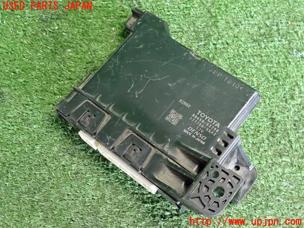 2UPJ-33486148]アクア(AQUA)(NHP10)コンピューター3 中古_m0001.jpg