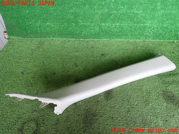 2UPJ-33487655]アクア(AQUA)(NHP10)右フロントピラートリム 中古_m0001.jpg