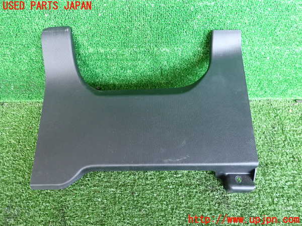 2UPJ-33487691]アクア(AQUA)(NHP10)内装トリム類1 中古_m0001.jpg