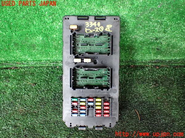 1UPJ-33496741]ジープ・グランドチェロキー(WH47)ヒューズボックス1 中古_m0001.jpg