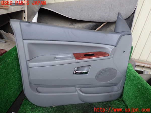 1UPJ-33491264]ジープ・グランドチェロキー(WH47)左前ドア内張り 中古_m0001.jpg