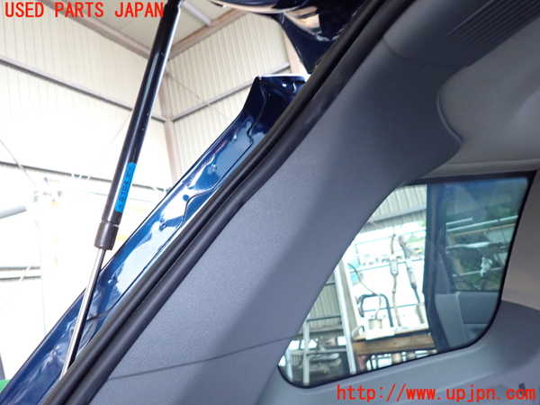 1UPJ-33497680]ジープ・グランドチェロキー(WH47)左リアピラートリム 中古_m0003.jpg