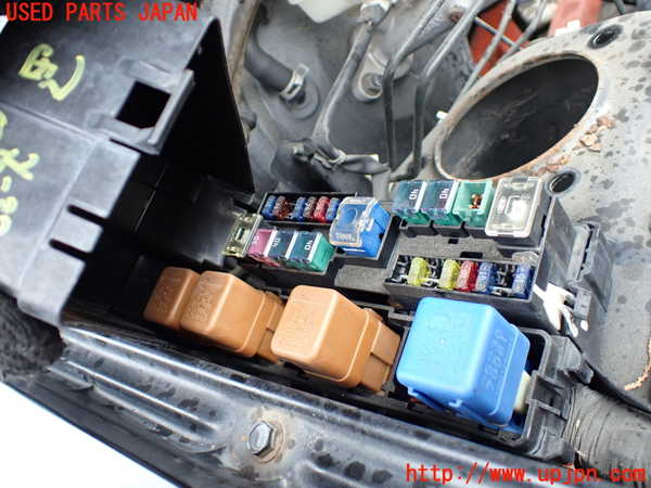 5UPJ-33506741]テラノ(TR50)ヒューズボックス1 中古_m0002.jpg