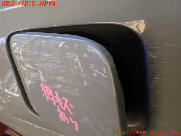 5UPJ-33511690]ハイラックスサーフ(KZN185W)フューエルリッド 中古_m0002.jpg