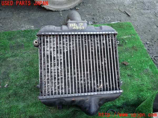 5UPJ-33512451]ハイラックスサーフ(KZN185W)インタークーラー1 中古_m0001.jpg