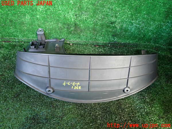1UPJ-33517510]ハイラックスサーフ(KZN185W)メーターフード 中古_m0002.jpg