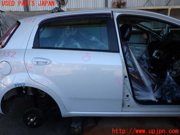 2UPJ-33521290]フィアット・プントエヴォ(199144)右後ドア 中古 PILKINGTON M3232 43R-001583_m0001.jpg