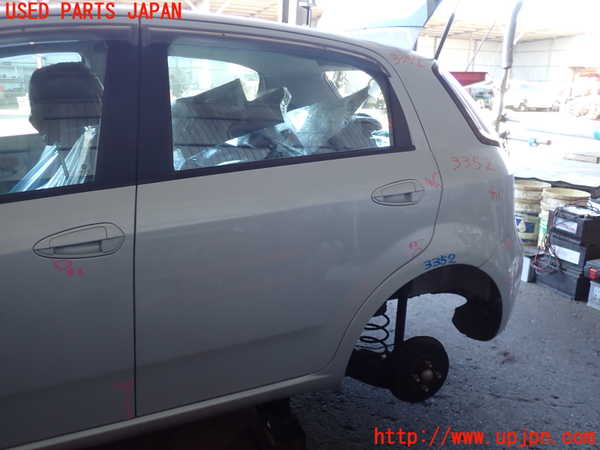 2UPJ-33521320]フィアット・プントエヴォ(199144)左後ドア 中古 PILKINGTON M3232 43R-001583_m0001.jpg