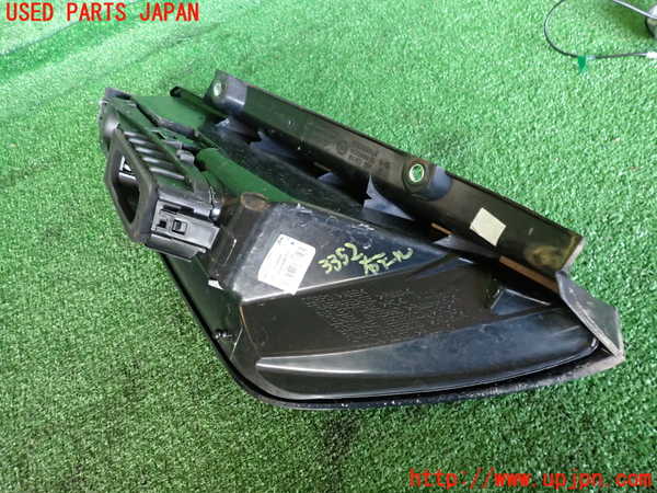 2UPJ-33521530]フィアット・プントエヴォ(199144)右テールランプ 中古_m0003.jpg