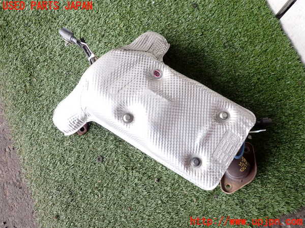 2UPJ-33522041]フィアット・プントエヴォ(199144)エキマニ1 触媒 マニバーター 中古_m0001.jpg