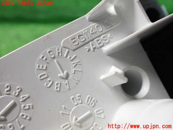 2UPJ-33526066]フィアット・プントエヴォ(199144)エアコンスイッチ1 中古_m0003.jpg