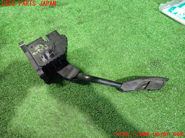 2UPJ-33526382]フィアット・プントエヴォ(199144)センサー2(アクセルペダル) 中古_m0002.jpg
