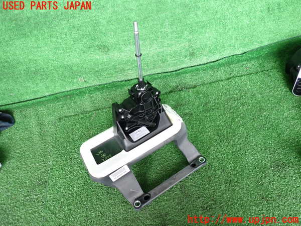 2UPJ-33527555]フィアット・プントエヴォ(199144)ATシフトレバー 中古_m0002.jpg