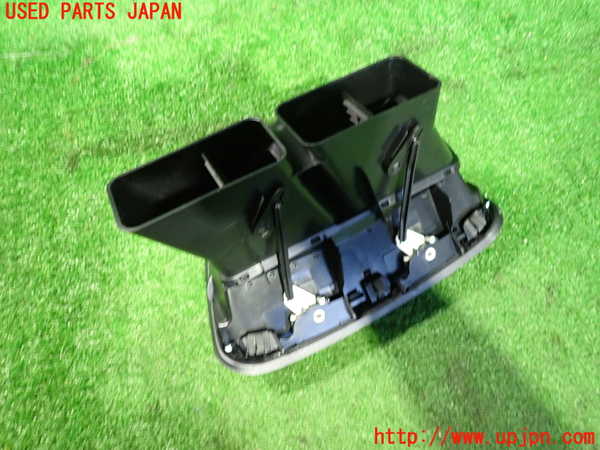 2UPJ-33527526]フィアット・プントエヴォ(199144)エアコン吹き出し口1 中古_m0003.jpg