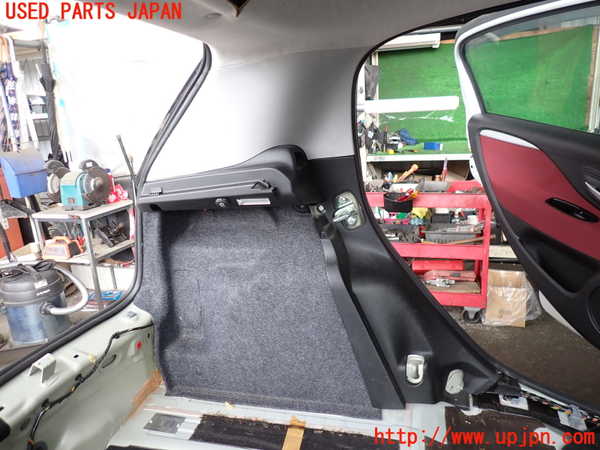 2UPJ-33527680]フィアット・プントエヴォ(199144)左リアピラートリム 中古_m0001.jpg