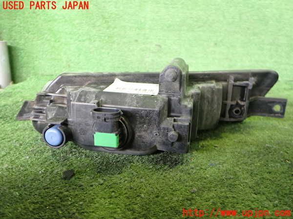 2UPJ-33531180]BMW 116i E87(UE16)右フォグ 中古_m0004.jpg