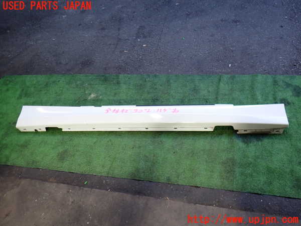 2UPJ-33531390]BMW 116i E87(UE16)右サイドステップ 中古_m0001.jpg