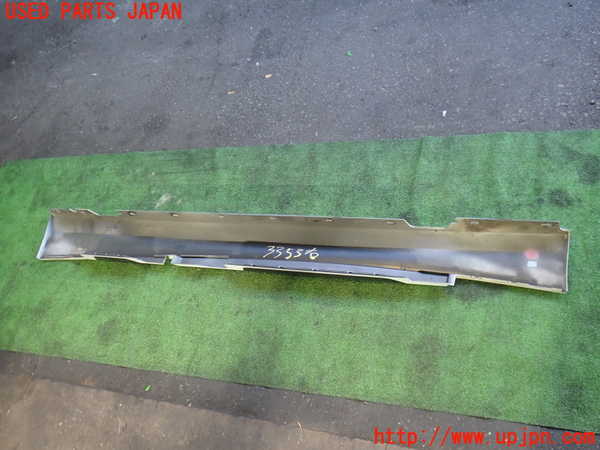 2UPJ-33531390]BMW 116i E87(UE16)右サイドステップ 中古_m0004.jpg