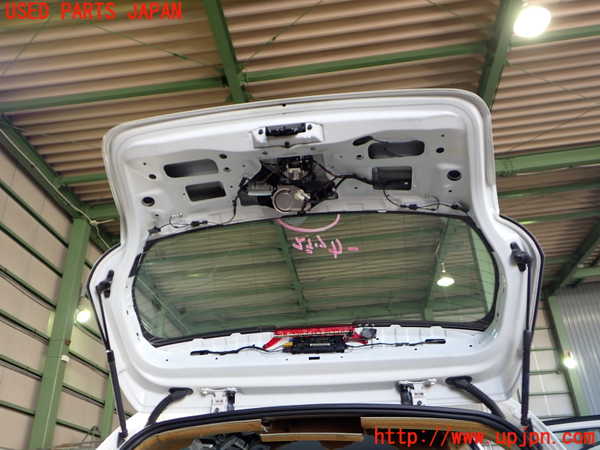 2UPJ-33531566]BMW 116i E87(UE16)バックドア リアゲート ハッチ 中古 PILKINGTON M3232 43R-001583_m0005.jpg