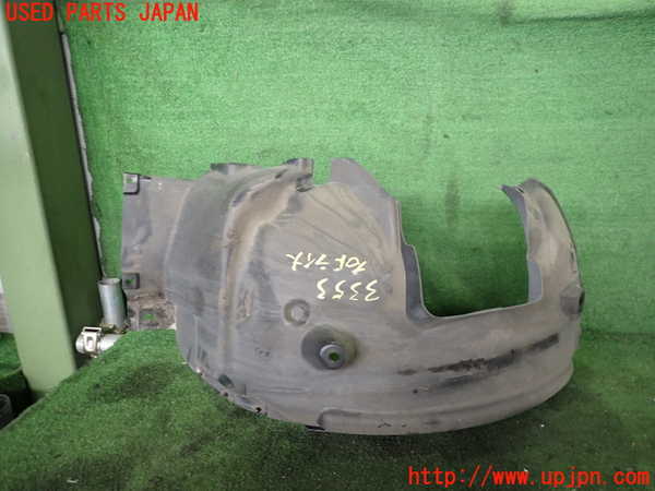 2UPJ-33531090]BMW 116i E87(UE16)右前フェンダーライナー 中古_m0002.jpg