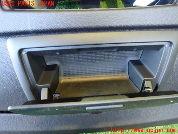 2UPJ-33537505]BMW 116i E87(UE16)ダッシュボード 中古_m0004.jpg
