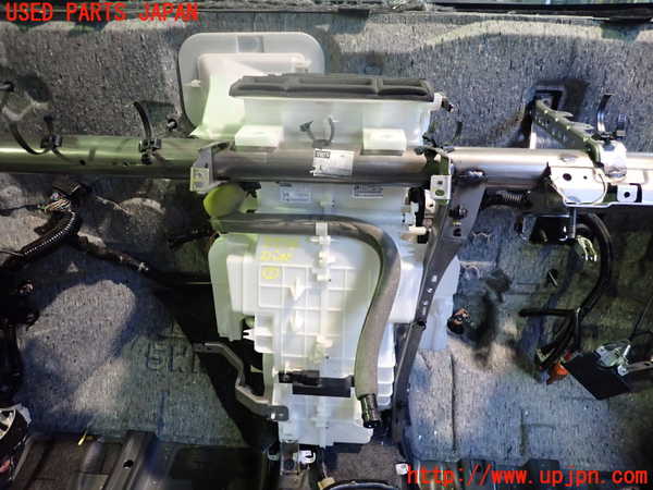 2UPJ-33546081]ノート e-POWER NISMO(HE12)エバポレーター1 中古_m0001.jpg