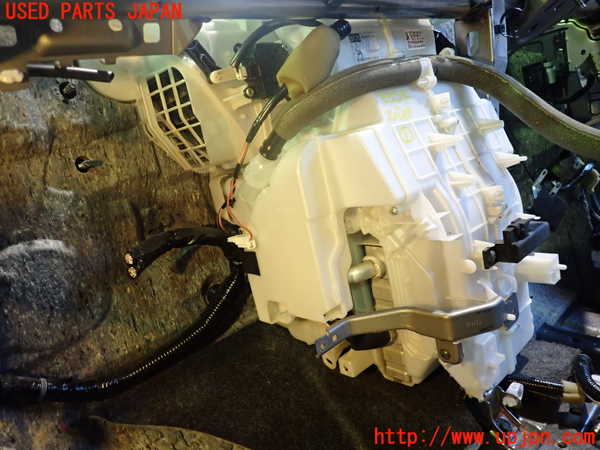2UPJ-33546081]ノート e-POWER NISMO(HE12)エバポレーター1 中古_m0002.jpg