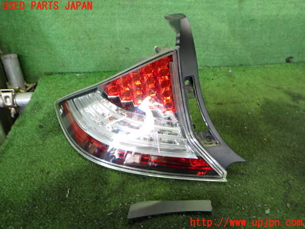2UPJ-33551536]CR-Z(ZF1)左テールランプ 中古_m0001.jpg